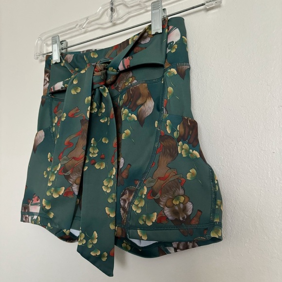 Iron Yokai Tanuki Wrap Shorts Size XS Green Tie Front Activewear Street Apparel - Picture 2 of 9